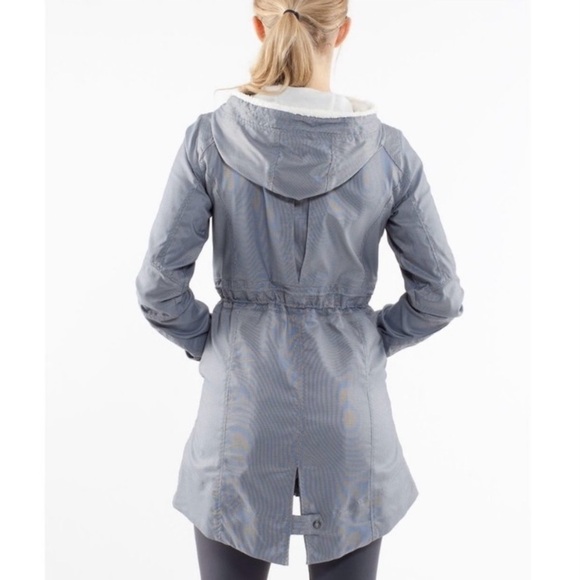 Lulu Apres Run Anorak Jacket 4 - Picture 2 of 6